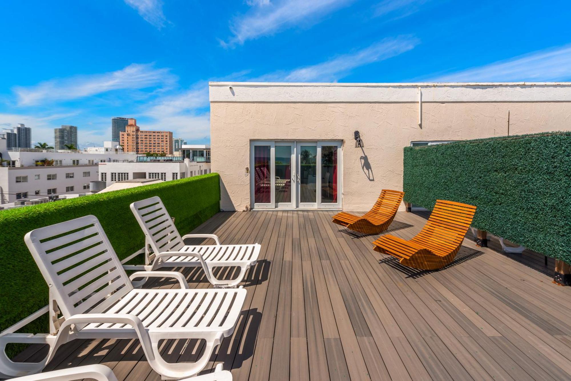 Sobe Suites In Маями Бийч Екстериор снимка